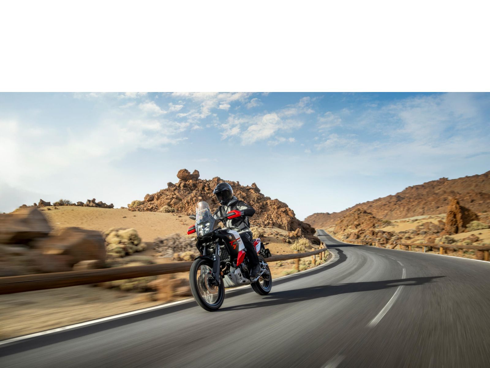 Мотоцикл YAMAHA TÉNÉRÉ 700 WORLD RAID (Redline White) 2026